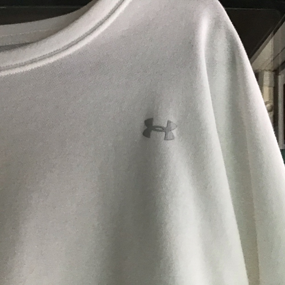 Cropped top - Picture 2 of 3
